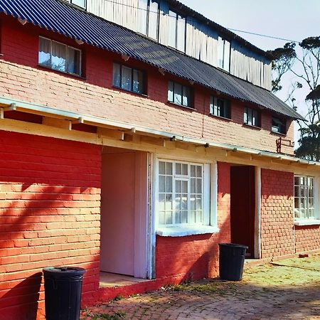 Moonsong Accommodation & Camping プレッテンバーグ・ベイ エクステリア 写真