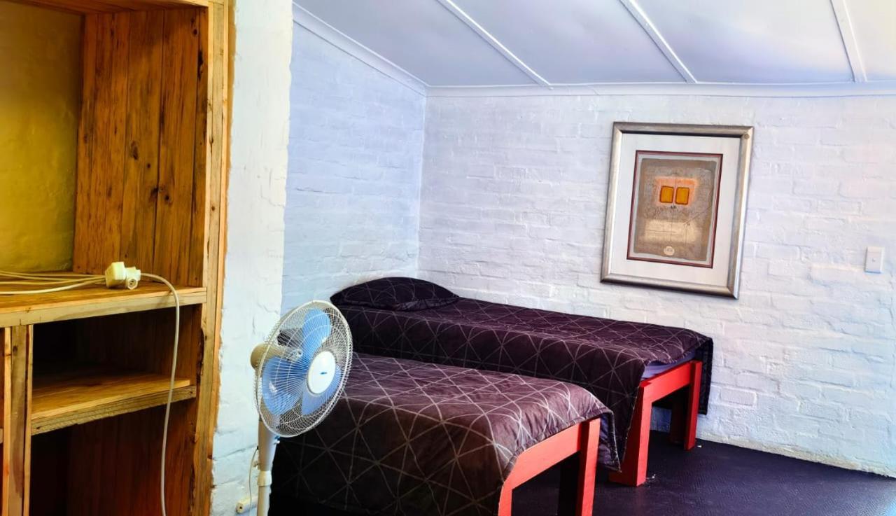 Moonsong Accommodation & Camping プレッテンバーグ・ベイ エクステリア 写真